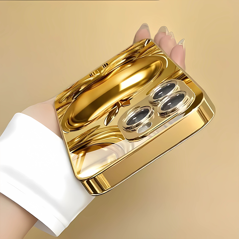 IPhone Gold-Plated, Ice-Cooling Phone Case